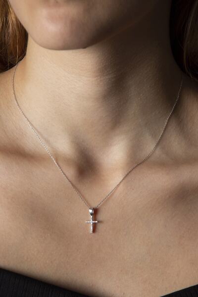 Elika Silver Kadın Haç Model 925 Ayar Gümüş Kolye