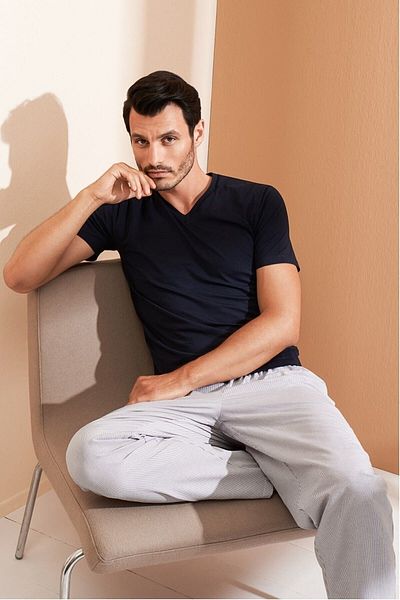 Kom Men's Black Antonio V-Neck T-shirt 44ts30021siya