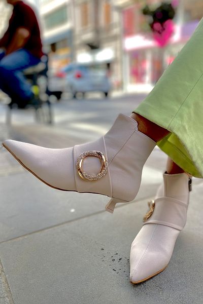 SHOEBELLAS Γυναικείες μπότες με τακούνι Allegra Beige Buckle