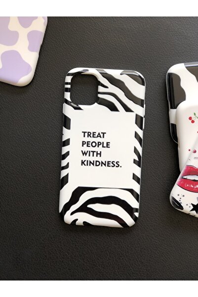 izzytech حافظة هاتف آيفون 11 بريميوم مع حماية للكاميرا، الجزء الداخلي مخملي