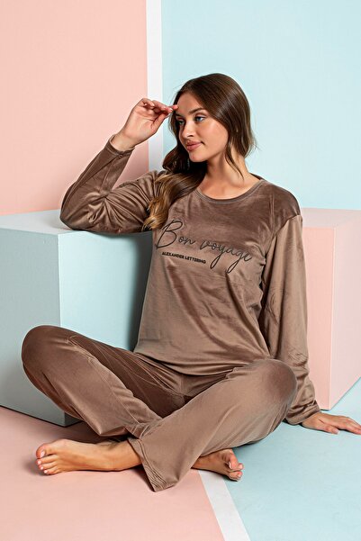 nisaNCa Winter Women's Velvet Pajama Set - Super Soft Series