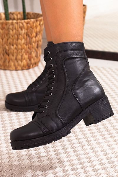 Adım Adım Women's Black Genuine Leather Non-Slip Sole Cold-Proof Daily Boots