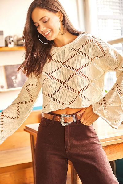 Olalook Women's Ecru Openwork Soft Textured Thick Crop Knitwear Sweater KZK-19000438