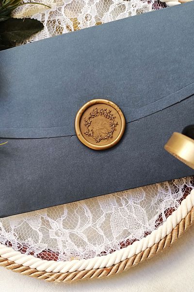 Dekorden 100 Sealed Smoked Invitation Envelopes