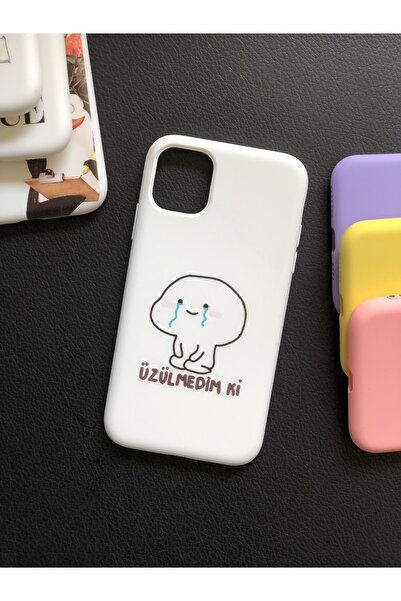 izzytech حافظة هاتف آيفون 11 بريميوم مع حماية للكاميرا، الجزء الداخلي مخملي