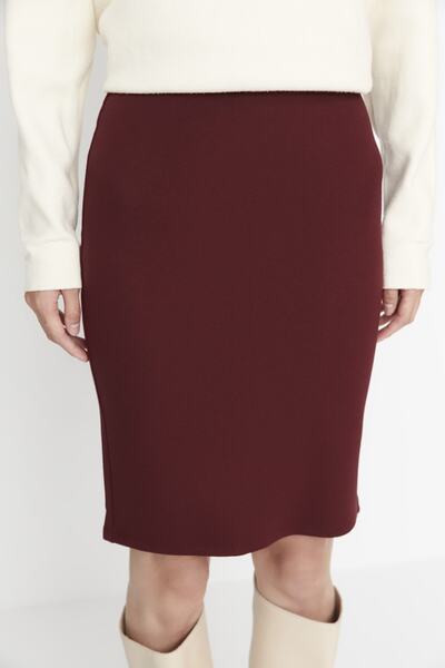 Trendyol Collection Claret Red Slit Detailed Body Fitting High Waist Knitted Pencil Smart Skirt TWOSS20ET0145