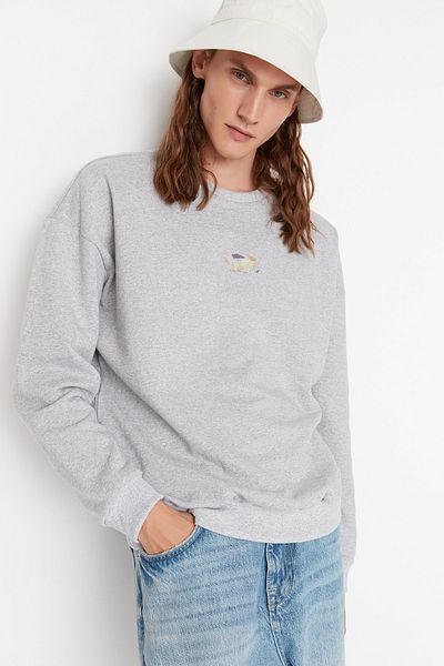 Trendyol Collection Gray Animal Embroidered Oversize Sweatshirt - Crew Neck TMNAW23SW00191