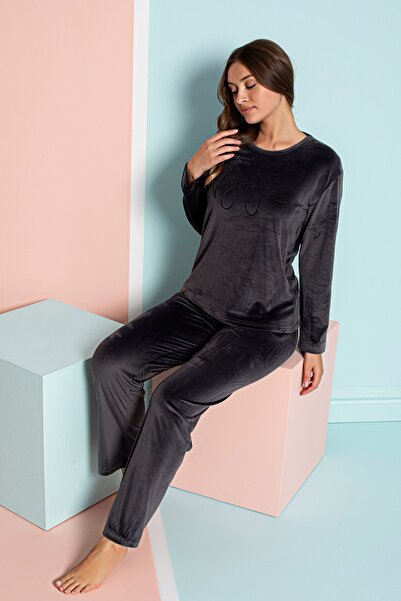 nisaNCa Winter Women's Velvet Pajama Set - Super Soft Series