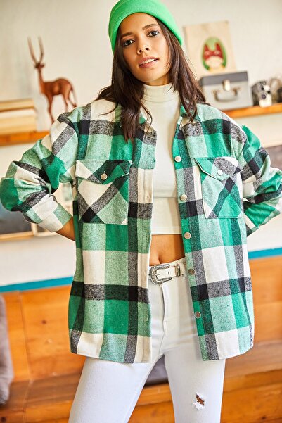 Olalook Kadın Yeşil Ekru Ekose Çift Cepli Oversize Kaşe Gömlek GML-19001045