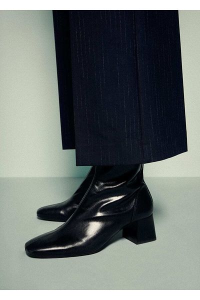MANGO Woman Botine din piele cu toc