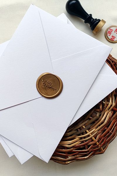Dekorden 100 Sealed Invitation Envelopes