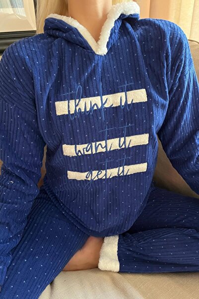 Pijamaevi Lacivert Three Line Desenli Kapşonlu Peluş Polar Pijama Takımı