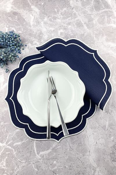 WEARE2 Set american din 2 piese, brodat, cu înfășurare dublă, de culoare alba...