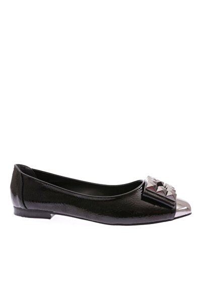 DGN Women's Trok Square Buckle Ballerinas Black Wrinkled Patent Leather 812621