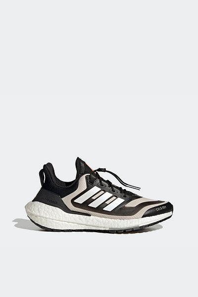 adidas Dámská běžecká - vycházková obuv Ultraboost 22 C.rdy W Gx6735