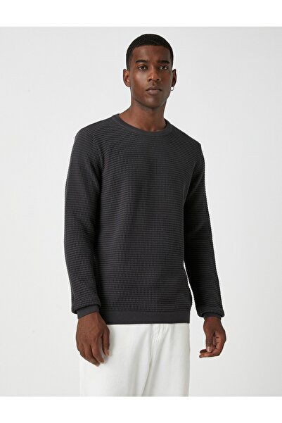 Koton Strukturierter Pullover mit Rundhalsausschnitt