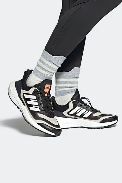 adidas Dámská běžecká - vycházková obuv Ultraboost 22 C.rdy W Gx6735