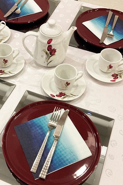 Linacci Oglindă cu oglindă pătrată unică, decorativă Bizotel peste masă