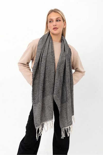 Saria Moda Soft Tassel Shawl with Thick Shoulders