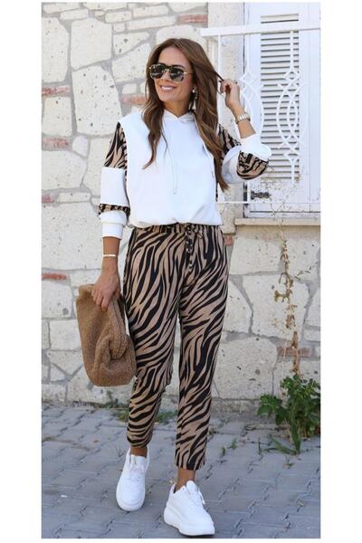 ALYA BUTİK Beyaz Kapüşonlu Zebra Desen Sweat