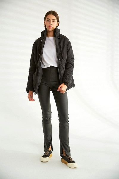 Robin Black Puffer Jacket - with Pockets and Drawstring Detail