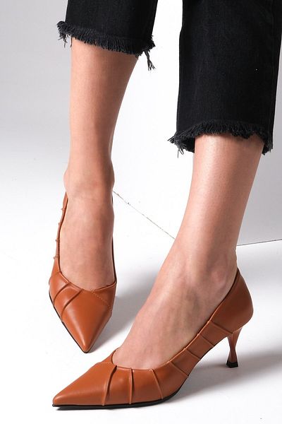 Mio Gusto Nina Tan Color Drawstring Women's Heeled Shoes