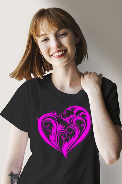Biz Dijital Neon Heart Patterned 100% Cotton First Class T-Shirt / T-shirt