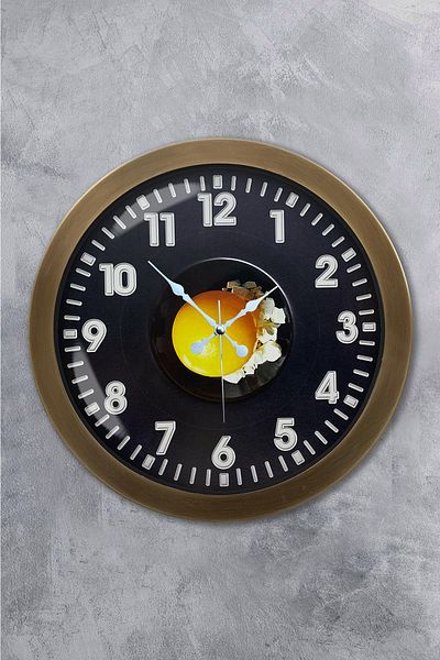 Kasva Concept 36 cm Tumbled Metal Egg Wall Clock