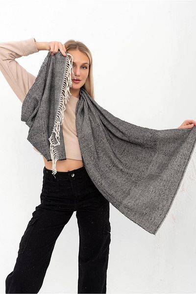 Saria Moda Soft Tassel Shawl with Thick Shoulders