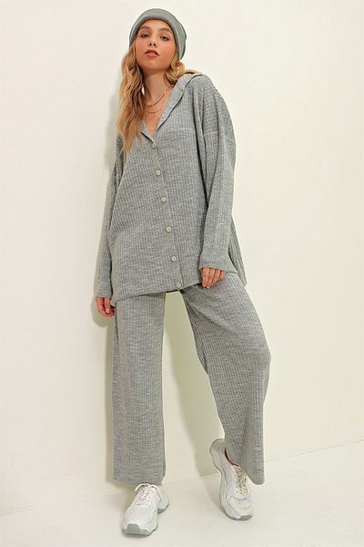 Trend Alaçatı Stili Graues Strickset mit Knöpfen für Damen, selbststrukturiert ALC-X9364