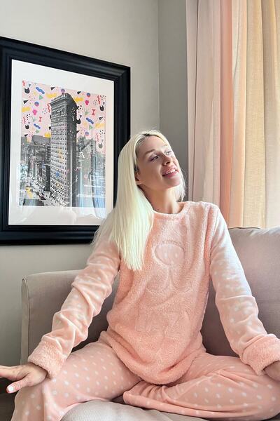 Pijamaevi Women's Salmon Salmon Lazy Patterned Plush Pajama Set