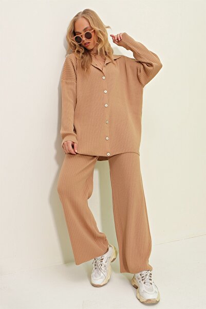 Trend Alaçatı Stili Női kekszgombos saját textúrájú kötöttáru szett ALC-X9364