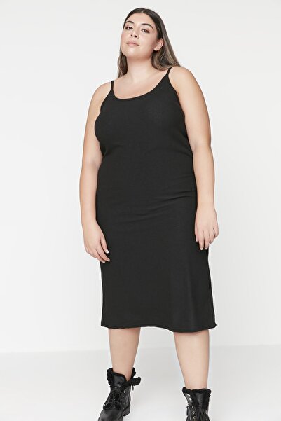 Trendyol Curve Μαύρη πλεκτή ζακέτα και σετ φορέματος σε μεγάλο μέγεθος - TBBAW23AH00004