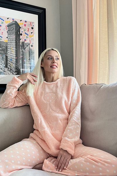 Pijamaevi Women's Salmon Salmon Lazy Patterned Plush Pajama Set