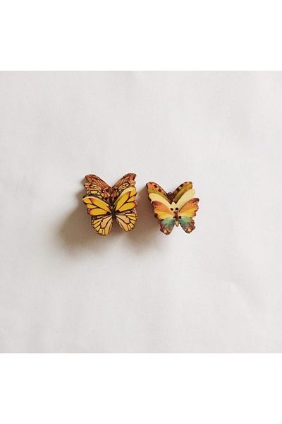 Bluoklight 10 Pieces Butterfly Wooden Decorative Style Pattern Crafts Accessory Garment Button