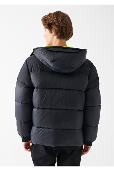 Mavi Kapüşonlu Siyah Şişme Mont Regular Fit / Normal Kesim 0110061-900