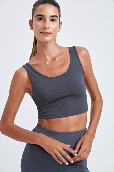 DeFacto Fit Slim Fit Bisiklet Yaka Atlet