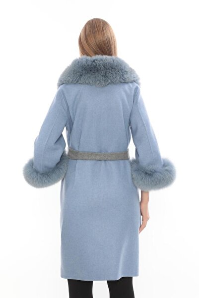 BitikkButik Kol ve Yaka Tilki Aksesuarlıdır Astarsız Olup %70 Yünlüdür ayrıca Çok Hafif
