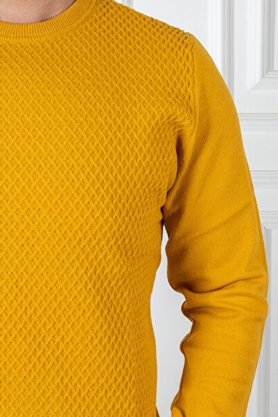 Sarar Interview O Yaka Sarı Triko Kazak