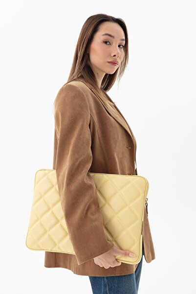 MORCA غطاء كمبيوتر محمول مبطن مقاس 15 و16 بوصة بشبكة G08-1 أصفر فاتح