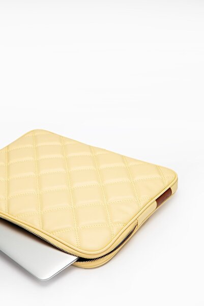 MORCA غطاء كمبيوتر محمول مبطن مقاس 15 و16 بوصة بشبكة G08-1 أصفر فاتح