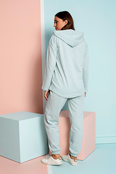 nisaNCa Mevsimlik Kapşonlu Kadın Eşofman Takımımı - Sportif Kadın Giyim