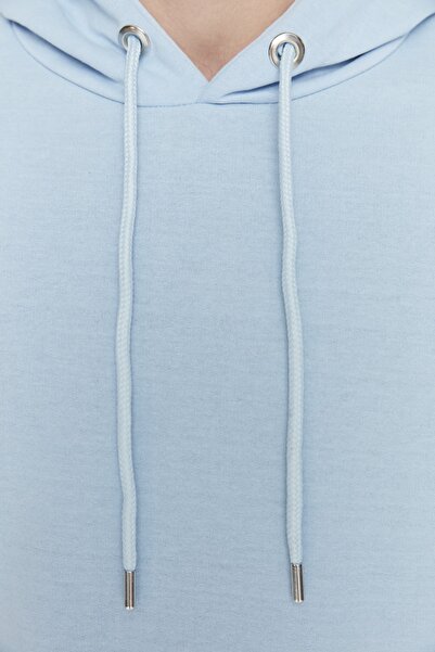 Trendyol Collection Син суитшърт с дълъг ръкав с качулка - стандартна кройка TMNAW20sw0162