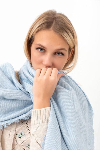 Saria Moda Soft Tassel Shawl with Thick Shoulders