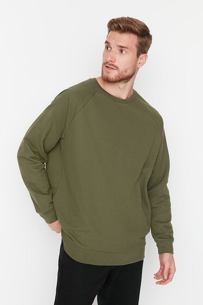Trendyol Collection Khakifarbenes, übergroßes Fleece-Sweatshirt – warm, weite Passform TMNAW23SW00190