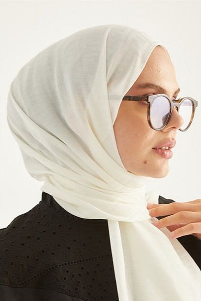 LOSYANA Silky Cotton Jacquard F Pattern Shawl Ecru