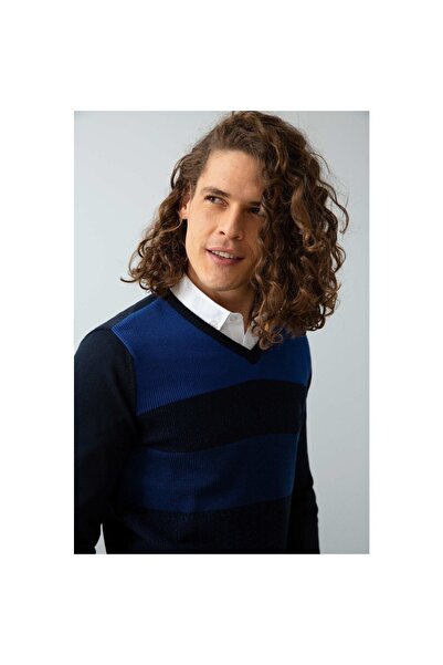 U.S. Polo Assn. Men's Navy Blue Standard Sweater