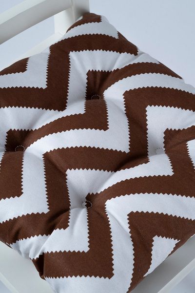 ALTINPAMUK Пухкава възглавница за стол Beta Brown Zigzag с дантела 40x40 см
