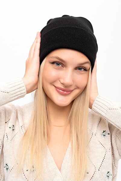 Saria Moda قبعة أساسية