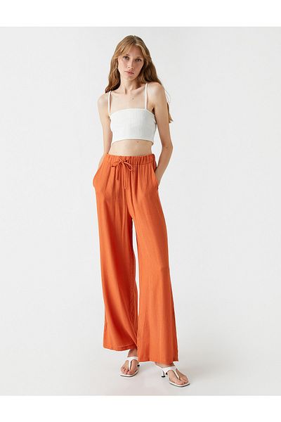 Koton Hose mit weitem Bein und Bindebund